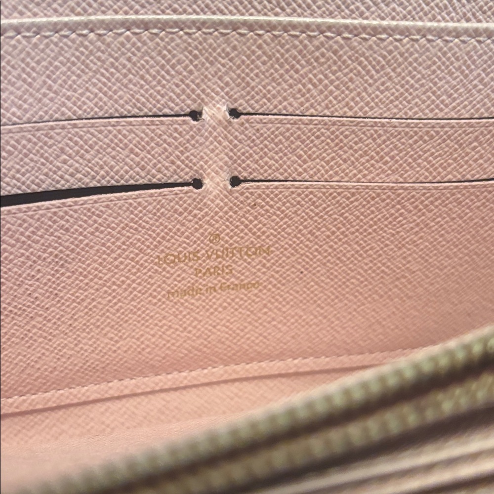 GUC Louis Vuitton Monogram World Tour Zippy Wallet Long/Dust bag - Picture 12 of 15